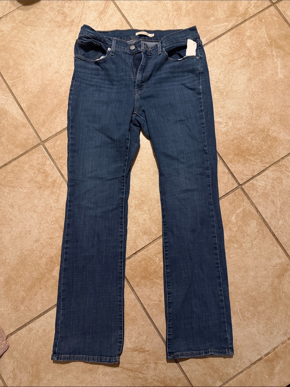 Levi's Women's Straight Leg Jeans in Dark Blue Denim